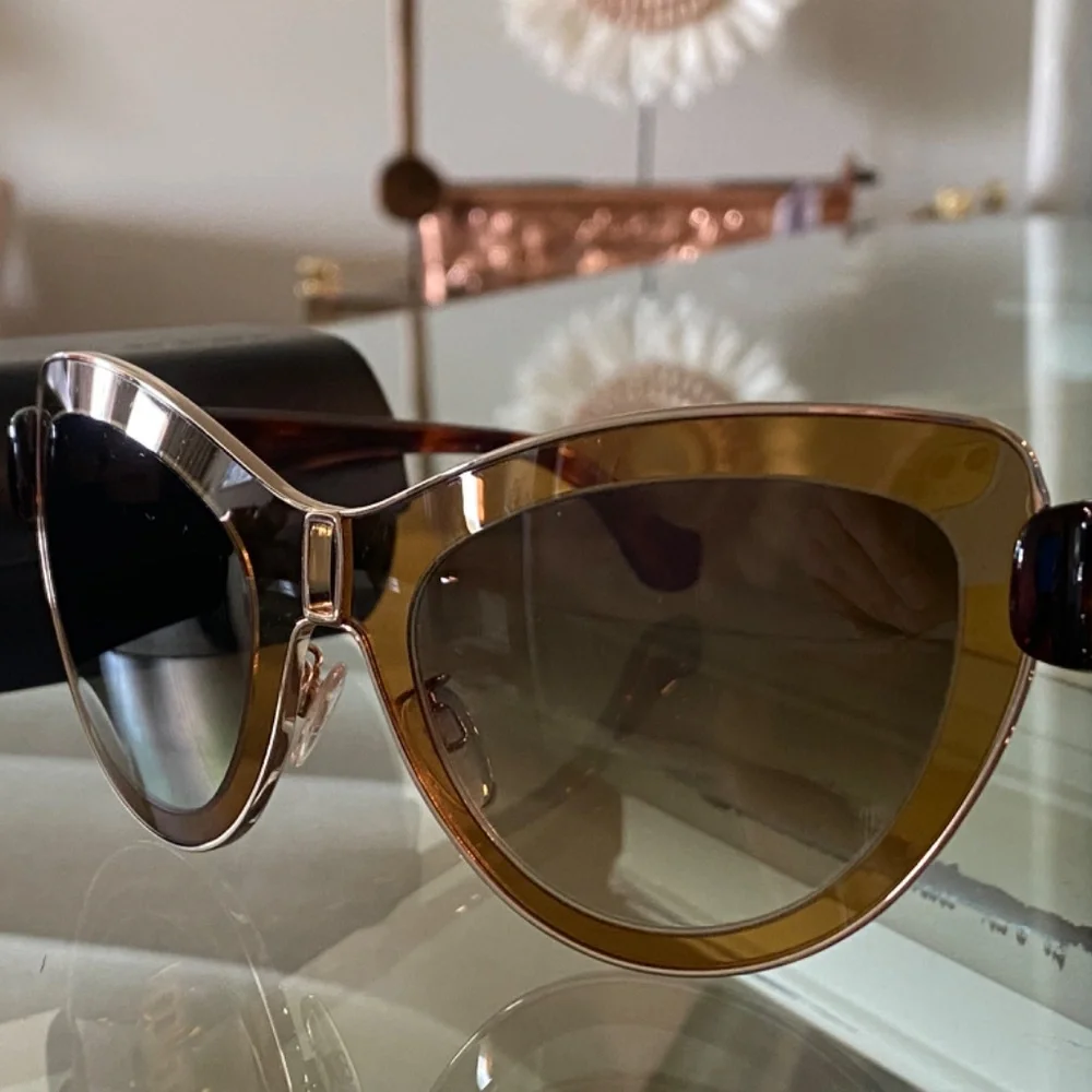 Balenciaga BA1 45F Sunglasses - Picture 4 of 12